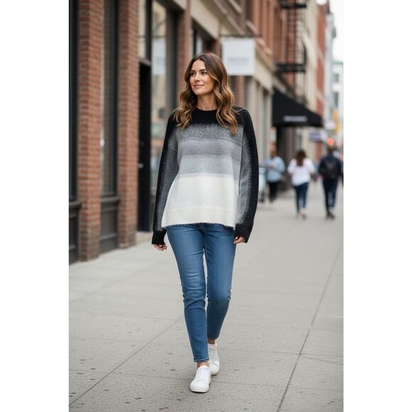 Simply Vera Pullover Sweater Sz XS Oversized Ombre Soft Long-Sleeve Top - Picture 2 of 6